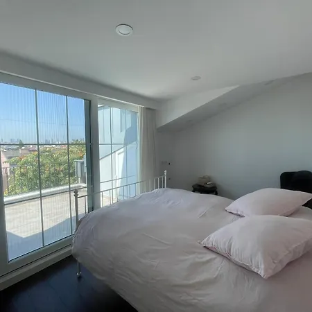 Orange Villa *